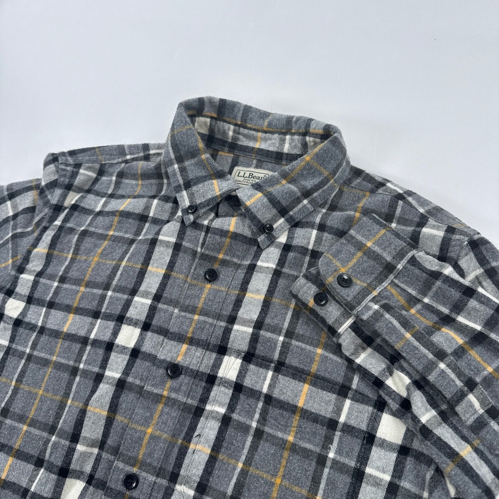 LL Bean Scotch Plaid Flannel Shirt Mens M Slim Fit Gray Yellow Tartan 100 Cotton